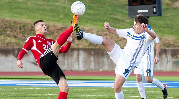 Two Late Goals Sink Men's Soccer