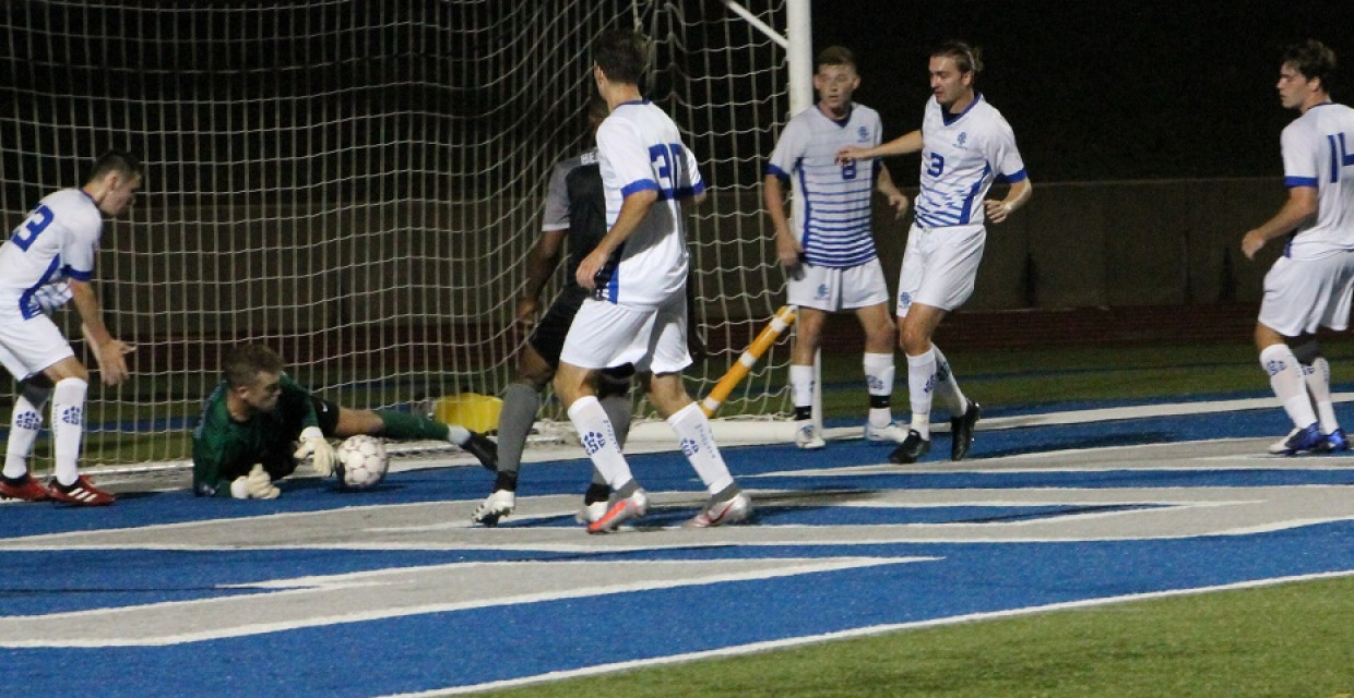 Men's Soccer Allows Four Second Half Goals in Loss to Benedictine