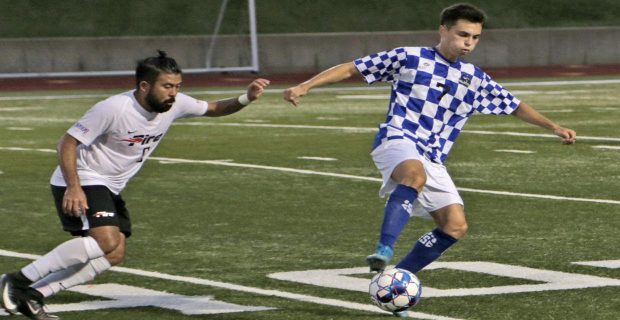 Men's Soccer Blanked by Southeastern in Davidson Debut