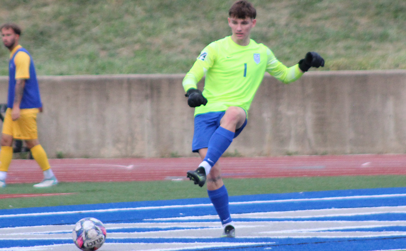 Wildcats Can't Find Equalizer in Loss to No. 2 MNU