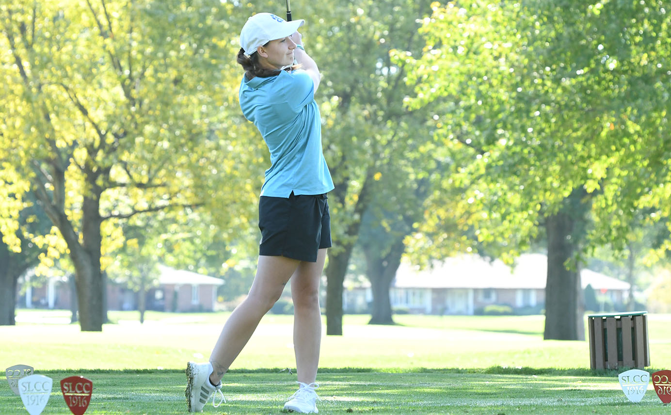 Two Compete at Iowa Central Fall Kickoff